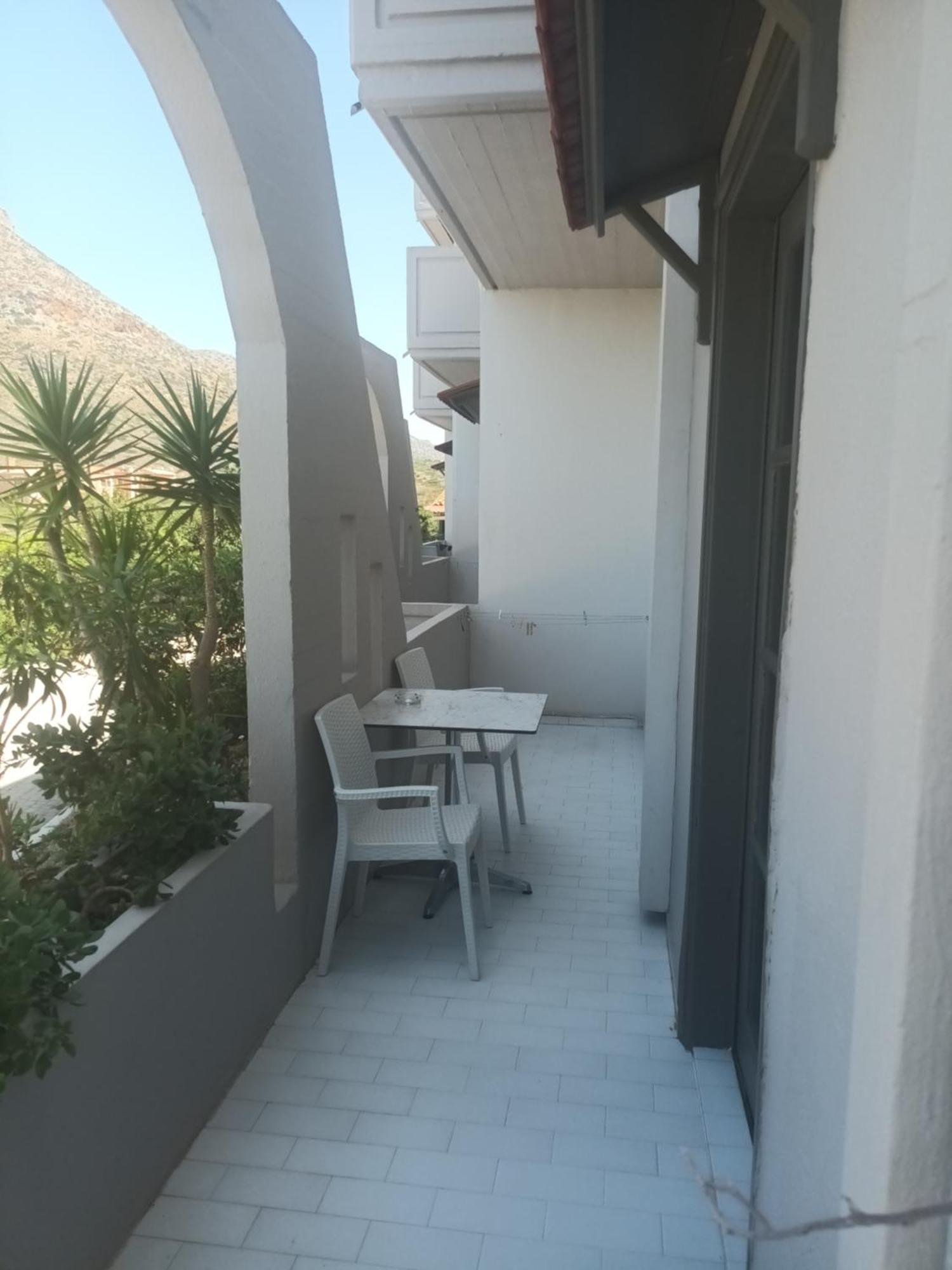 Cathrin Suites Stavros  Exterior photo